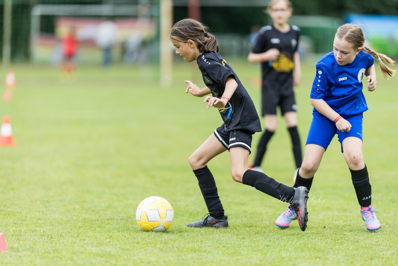 Bild 523 - Loewinnen Cup